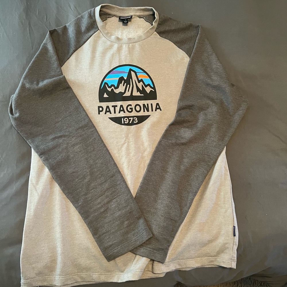 Lightweight Patagonia sweater